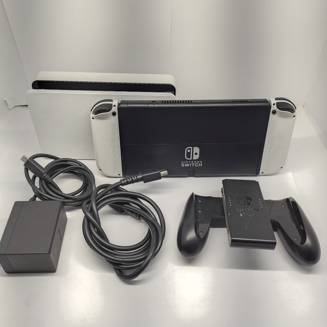 CONSOLA DE VIDEOJUEGO NINTENDO SWITCH OLED 64 GB (SEMINUEVO)