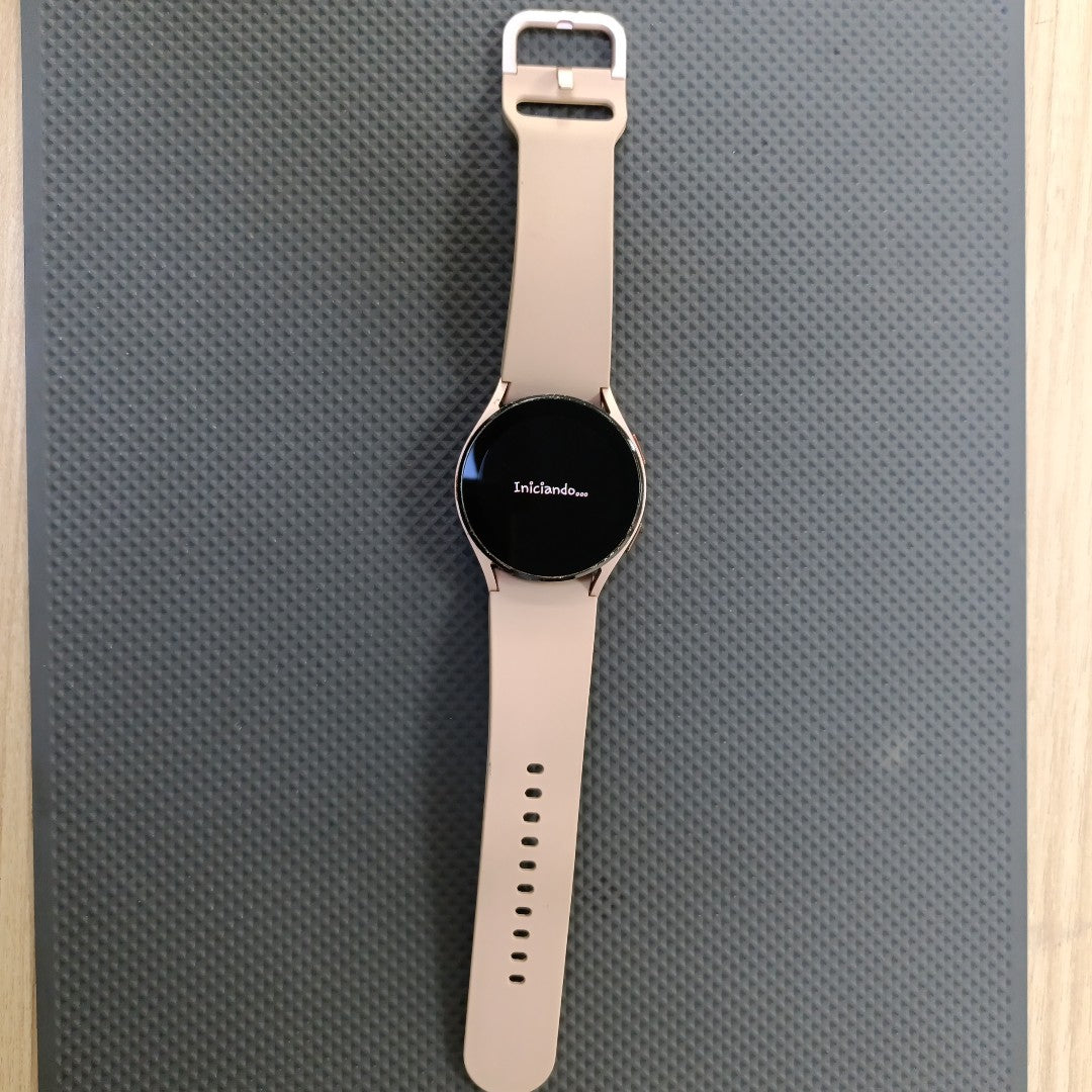 SMARTWATCH SAMSUNG GALAXY WATCH 4 SM-R860 40 MM GPS (SEMINUEVO)