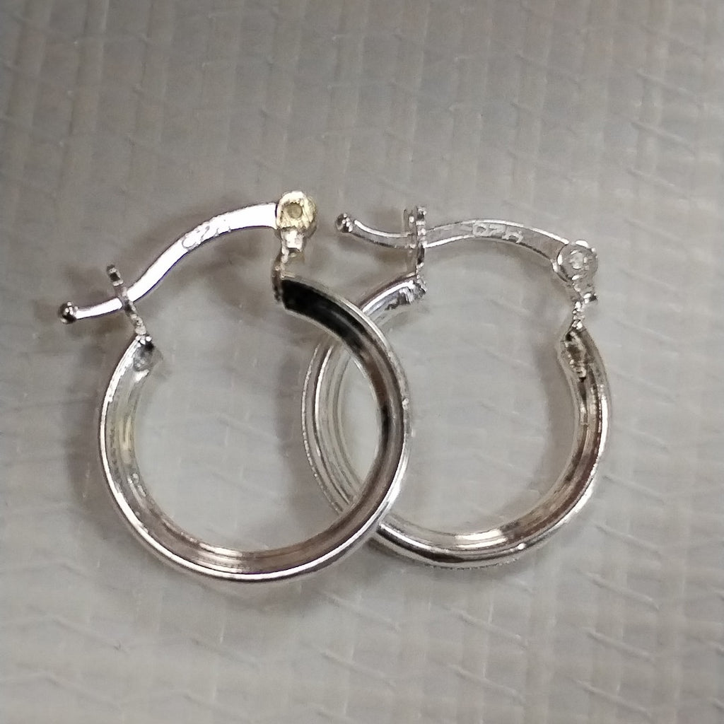 ARRACADAS PAR PLATA 1,90 GRMS (SEMINUEVO)