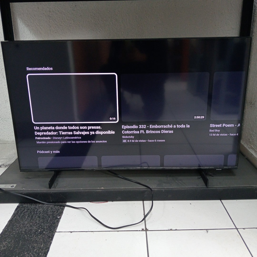 PANTALLA SAMSUNG UN43AU8000F (2023) 43" LED 4K (SEMINUEVO)