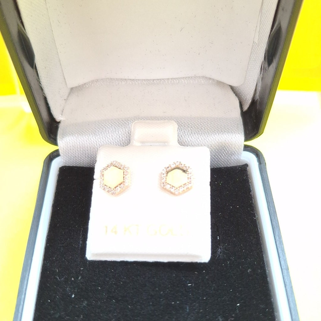 HUGGIES ORO 14K 2.6 (NUEVO)