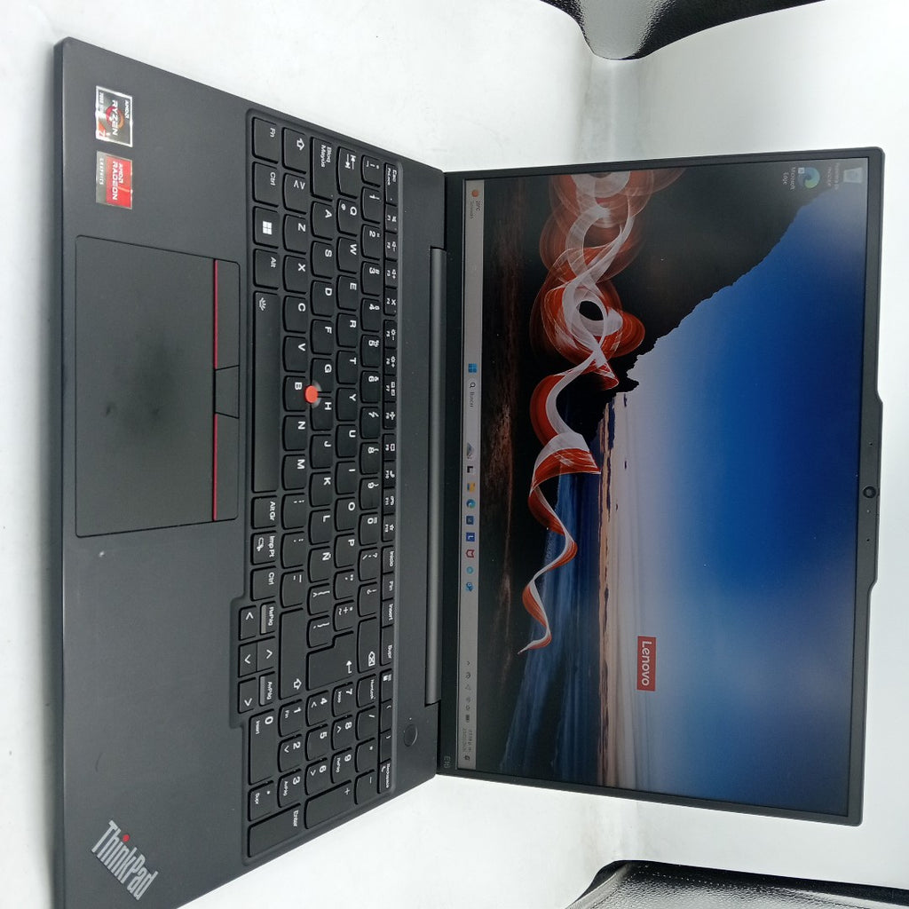 LAPTOP LENOVO THINKPAD E16 GEN 1 (2024) 512 GB SSD 16 GB RAM (SEMINUEVO)