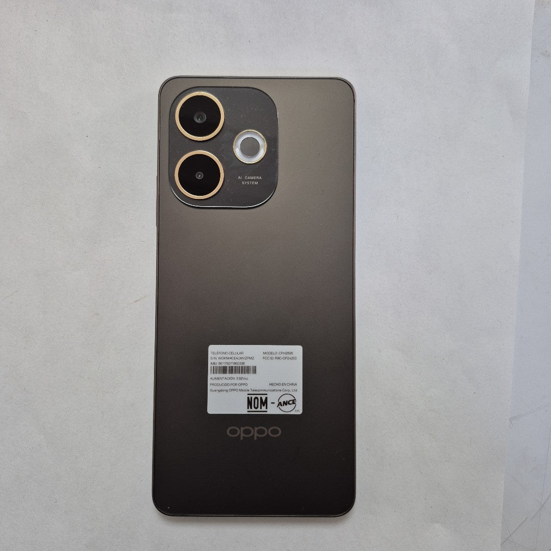 CELULAR OPPO  A5 PRO 5G CPH2695 (2025) 256 GB 8 GB RAM (SEMINUEVO)