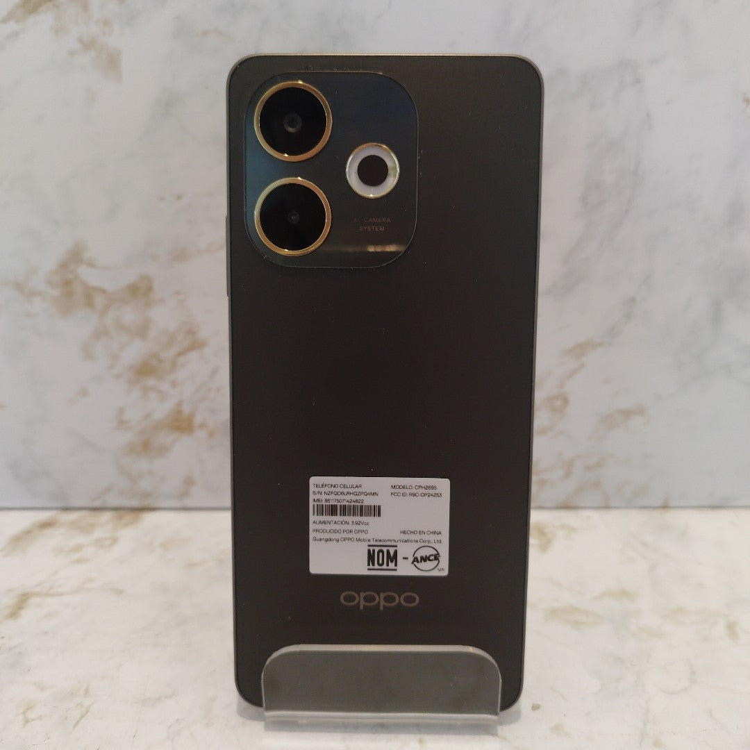CELULAR OPPO  A5 PRO 5G CPH2695 (2025) 256 GB 8 GB RAM (SEMINUEVO)