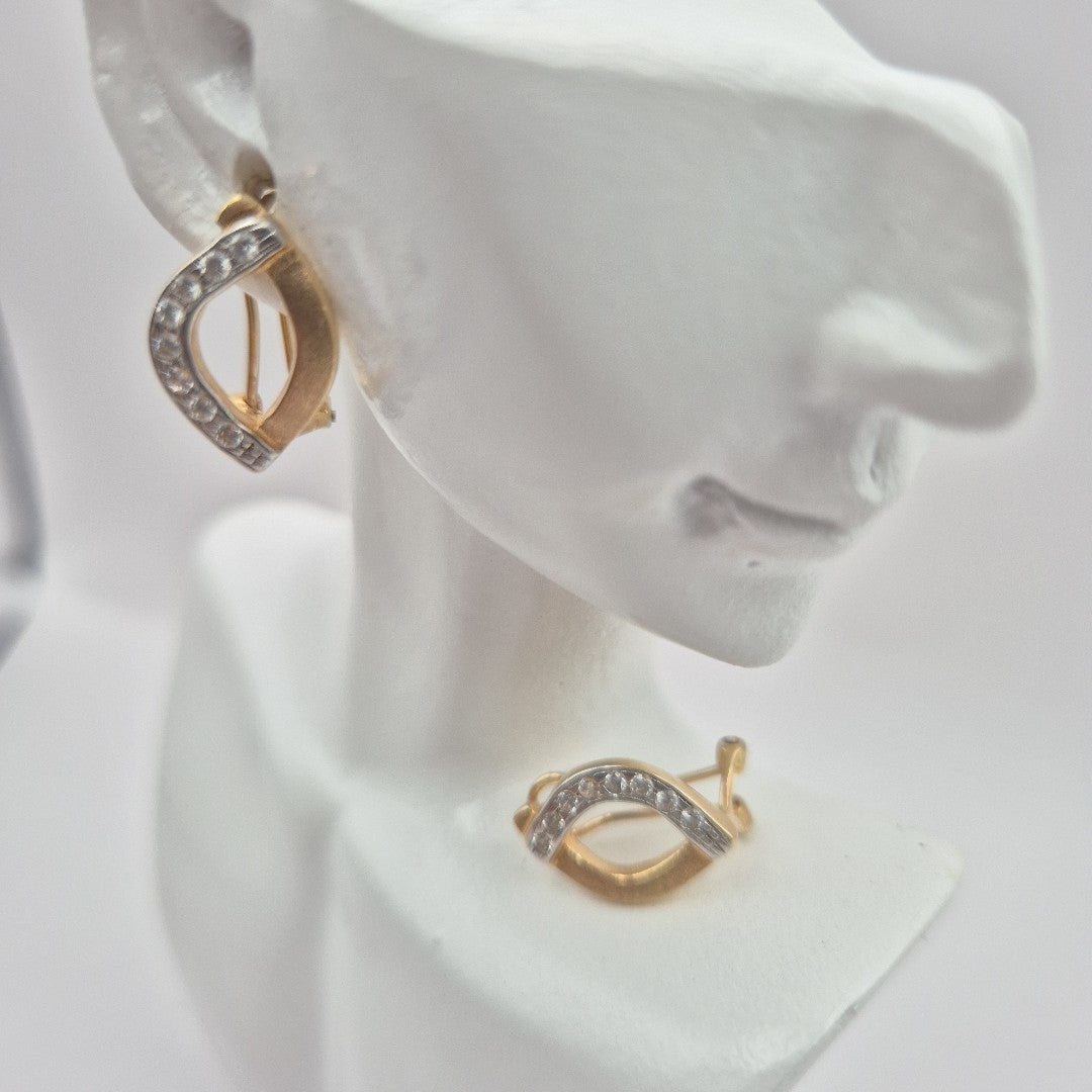 ARETES PAR ORO 10 K 2.7 GRMS (SEMINUEVO)