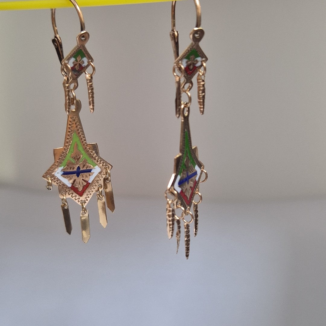 K1 4,30 GRMS 8 K ESPECIFICACIONES COMPLEMENTARIAS ARETES PAR (SEMINUEVO)