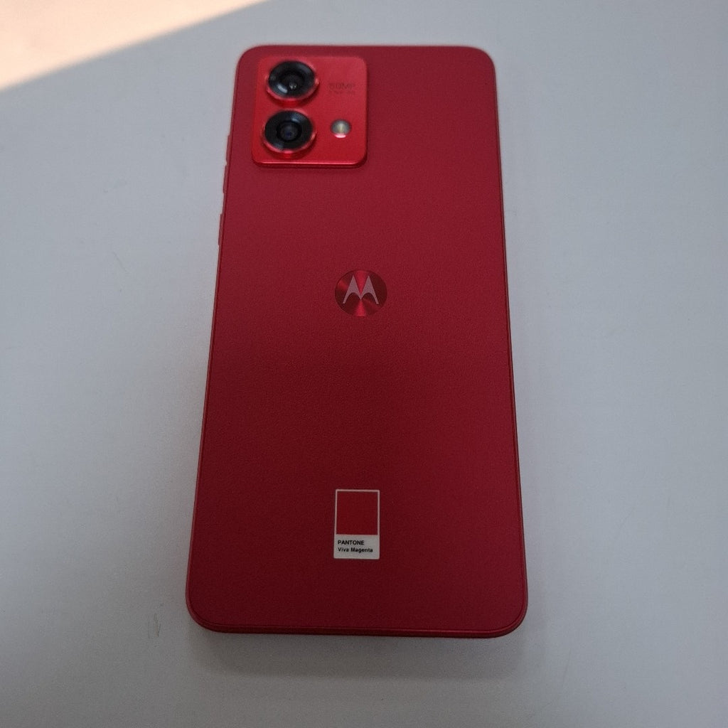 CELULAR MOTOROLA MOTO G84 XT2347-1 (2023) 256 GB 8 GB RAM (SEMINUEVO)
