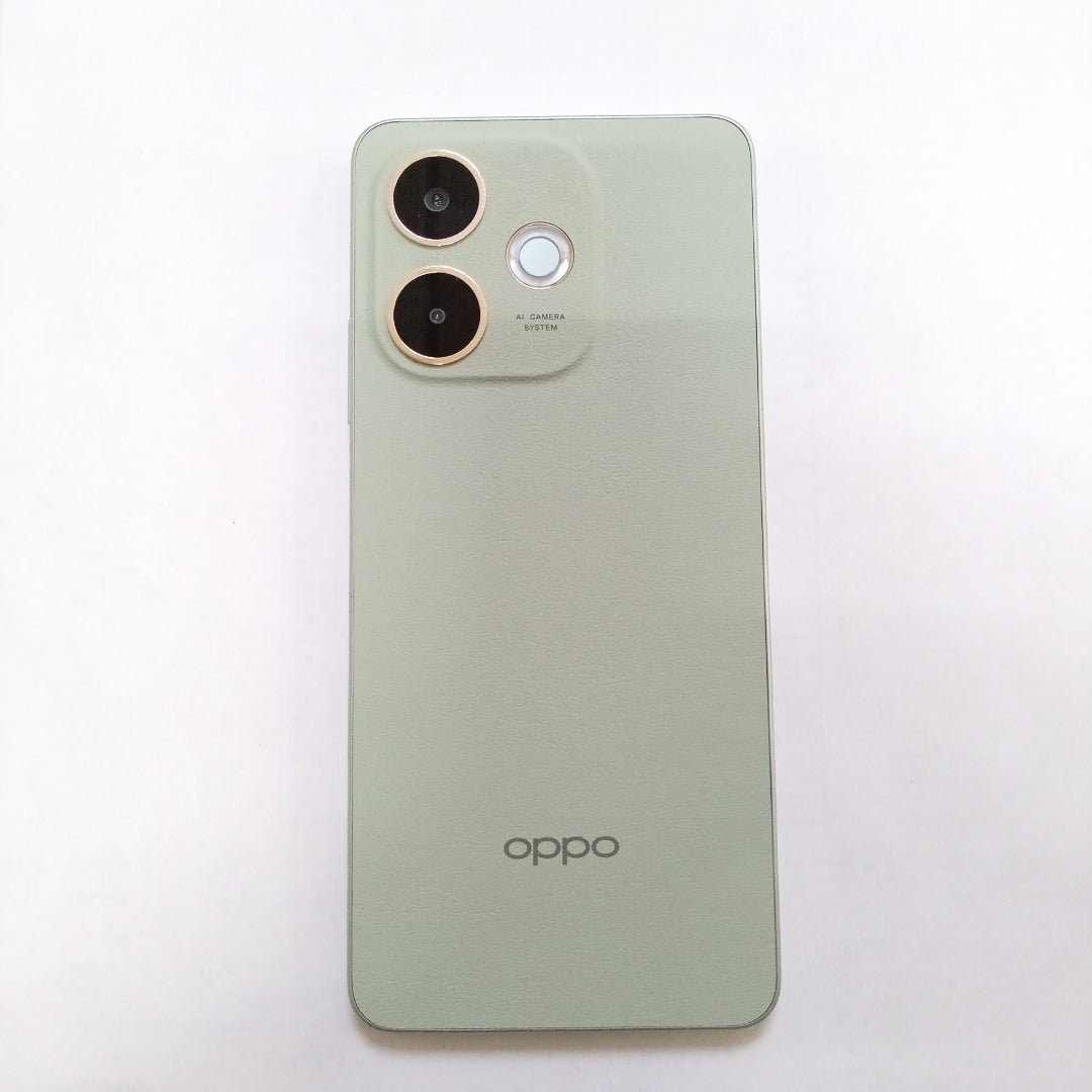 CELULAR OPPO  A5 PRO CPH2711 (2025) 256 GB 8 GB RAM (SEMINUEVO)