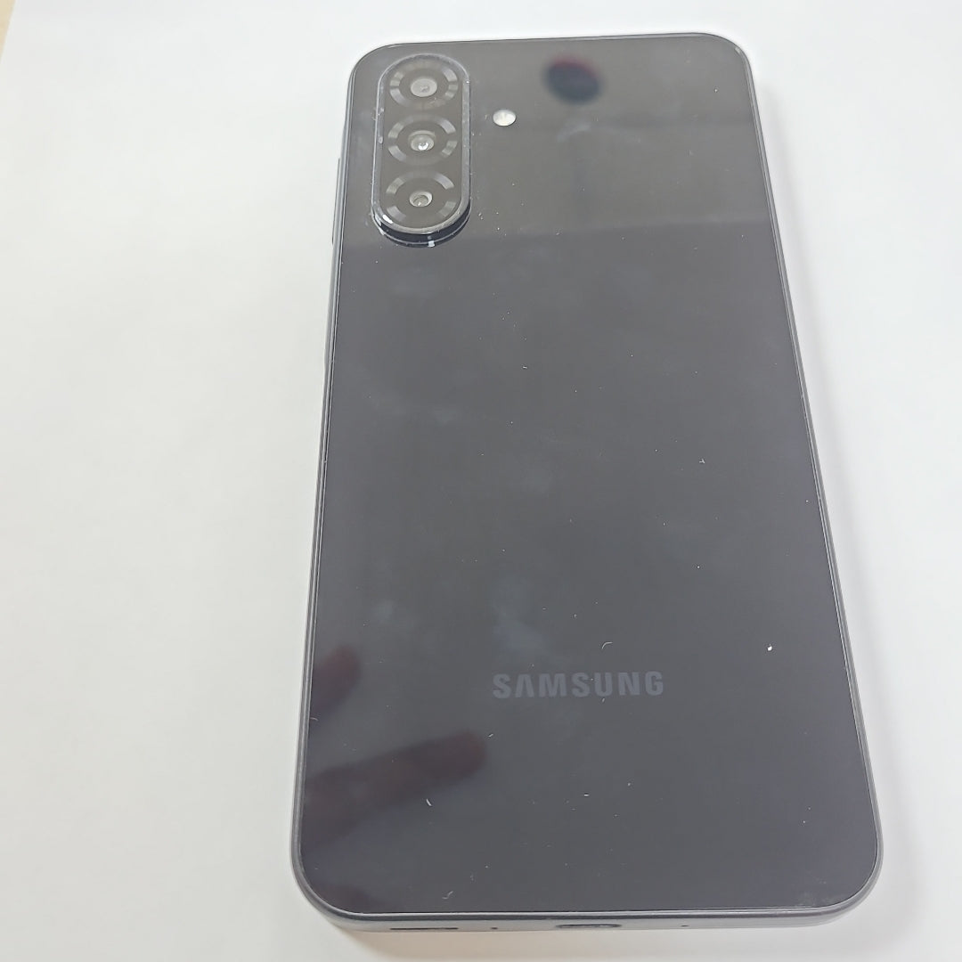 CELULAR SAMSUNG GALAXY A26 5G SM-A266M (2025) 128 GB 6 GB RAM (SEMINUEVO)