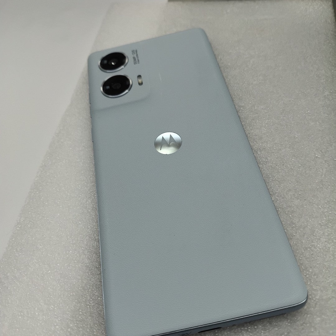 CELULAR MOTOROLA EDGE 50 FUSION XT2429-1 256 GB 8 GB RAM (SEMINUEVO)