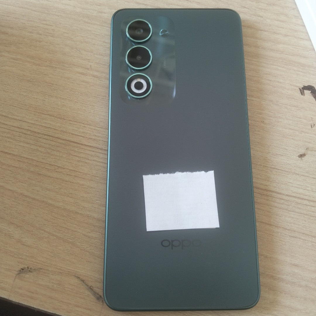 CELULAR OPPO  A5 CPH2727 (2025) 256 GB 4 GB RAM (SEMINUEVO)