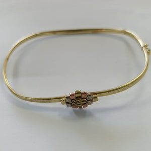 PULSERA RIGIDA ORO 14 K 4.9 GRMS (SEMINUEVO)