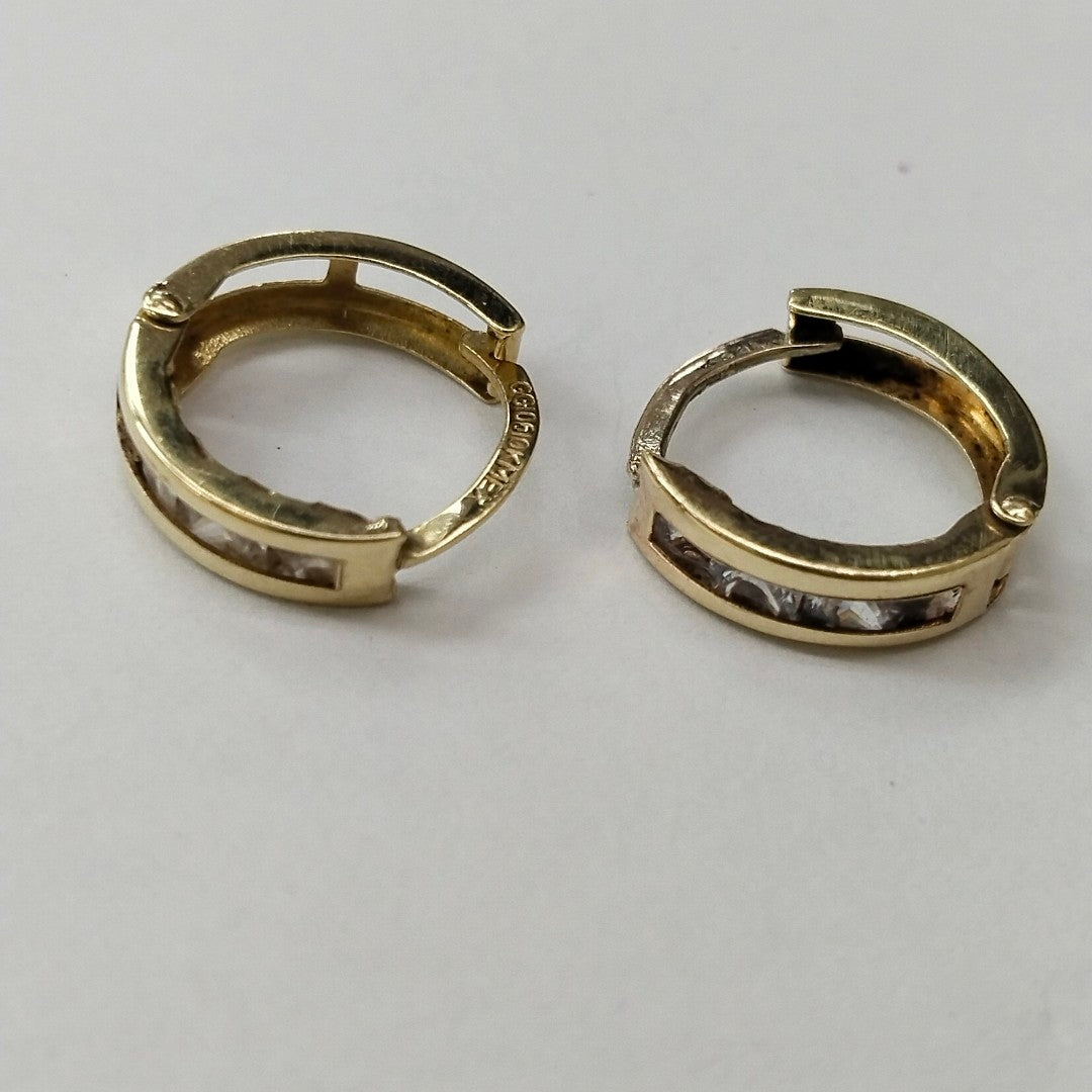 ARRACADAS PAR ORO 10 K 1.3 GRMS (SEMINUEVO)