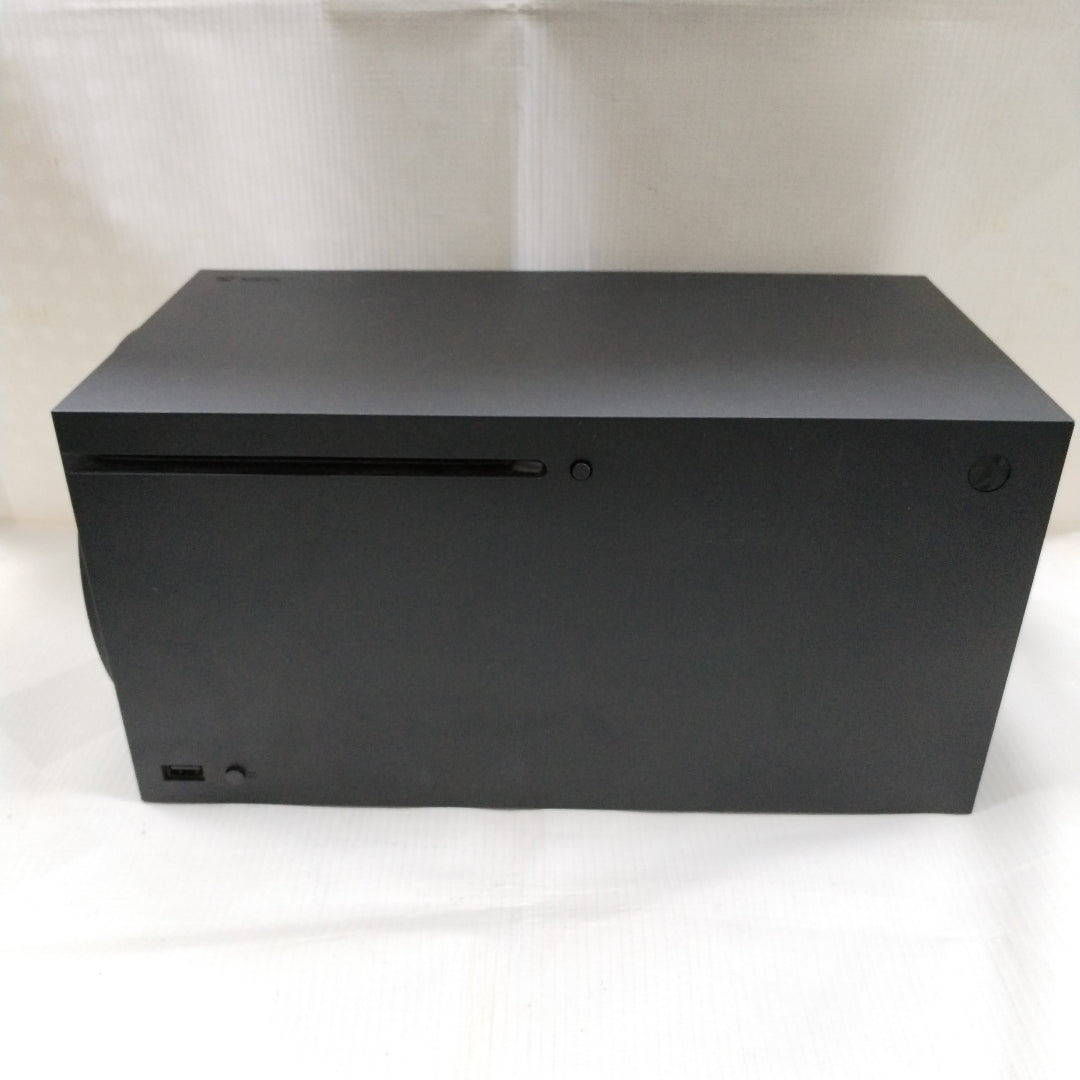 CONSOLA DE VIDEOJUEGO MICROSOFT XBOX SERIES X 1 TB SSD (SEMINUEVO)