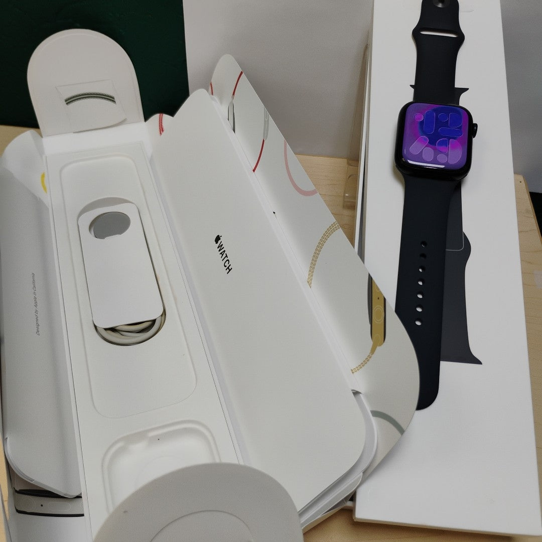 SMARTWATCH APPLE SERIES 8 ALUMINIO A2771 45 MM GPS (SEMINUEVO)