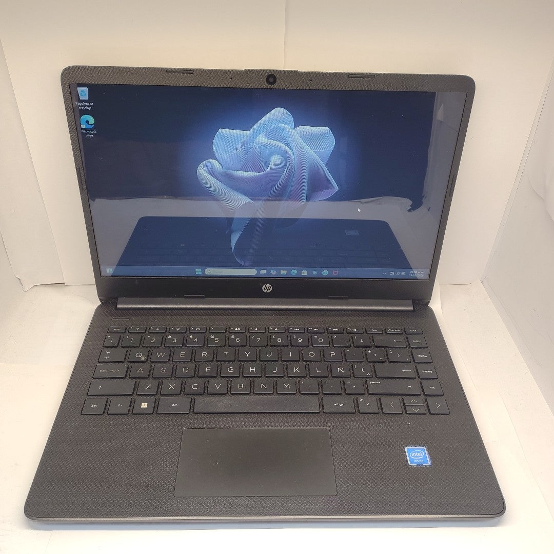 LAPTOP HP 14-DQ0501LA (2022) 256 GB SSD 4 GB RAM (SEMINUEVO)