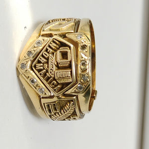 ANILLO DE GRADUACIÓN ORO 10 K 6.5 GRMS (SEMINUEVO)