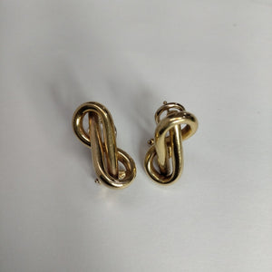 ARETES PAR ORO 14 K 6.8 GRMS (SEMINUEVO)