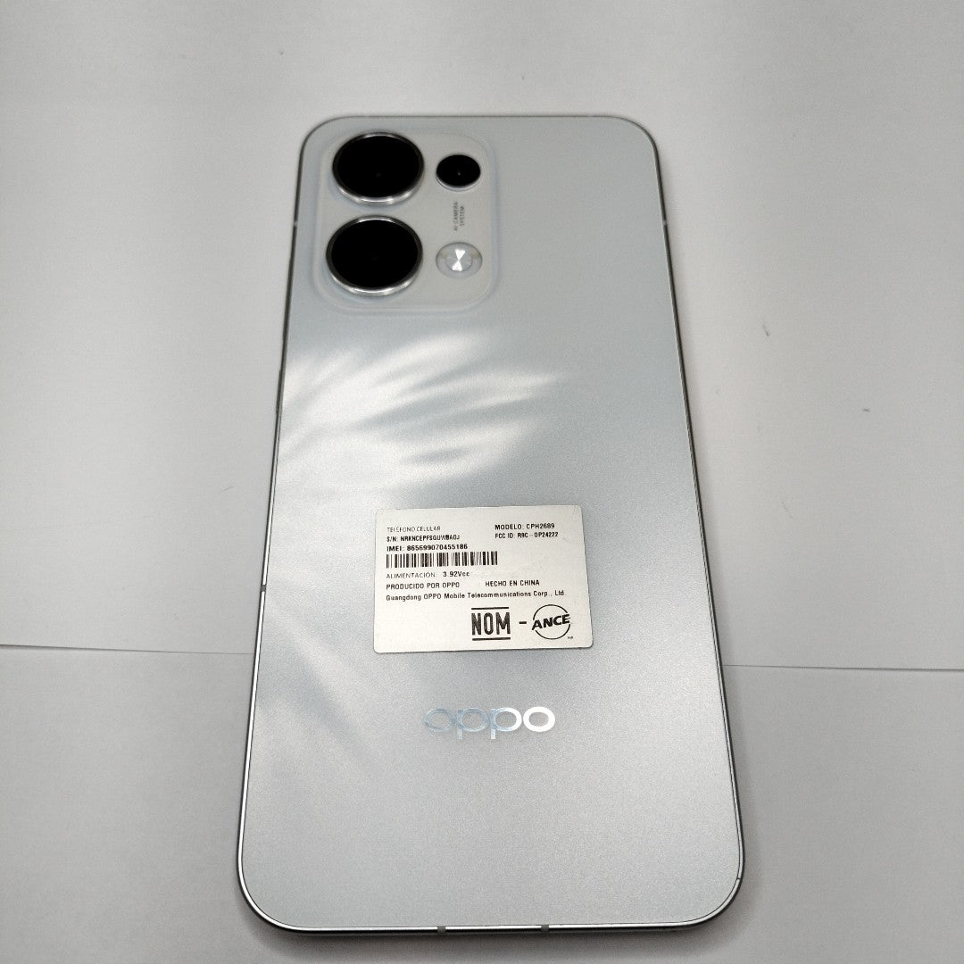 CELULAR OPPO  RENO13 5G CPH2689 (2024) 512 GB 12 GB RAM (SEMINUEVO)