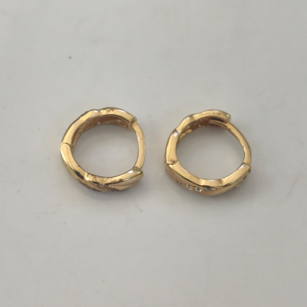 HUGGIES ORO 14K 1.6 (NUEVO)