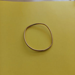 PULSERA RIGIDA ORO 10 K 3.2 GRMS (SEMINUEVO)
