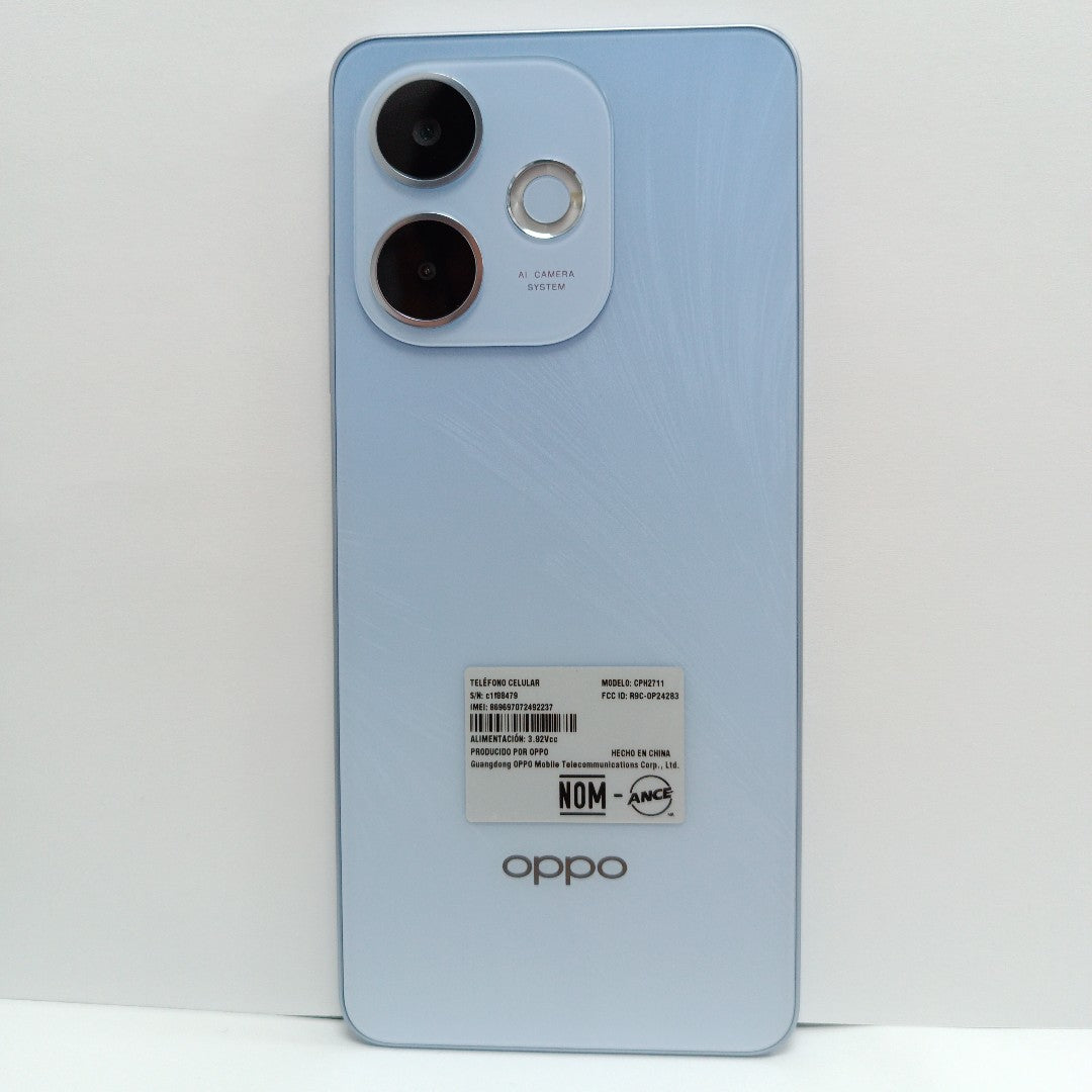 CELULAR OPPO  A5 PRO CPH2711 (2025) 256 GB 8 GB RAM (SEMINUEVO)