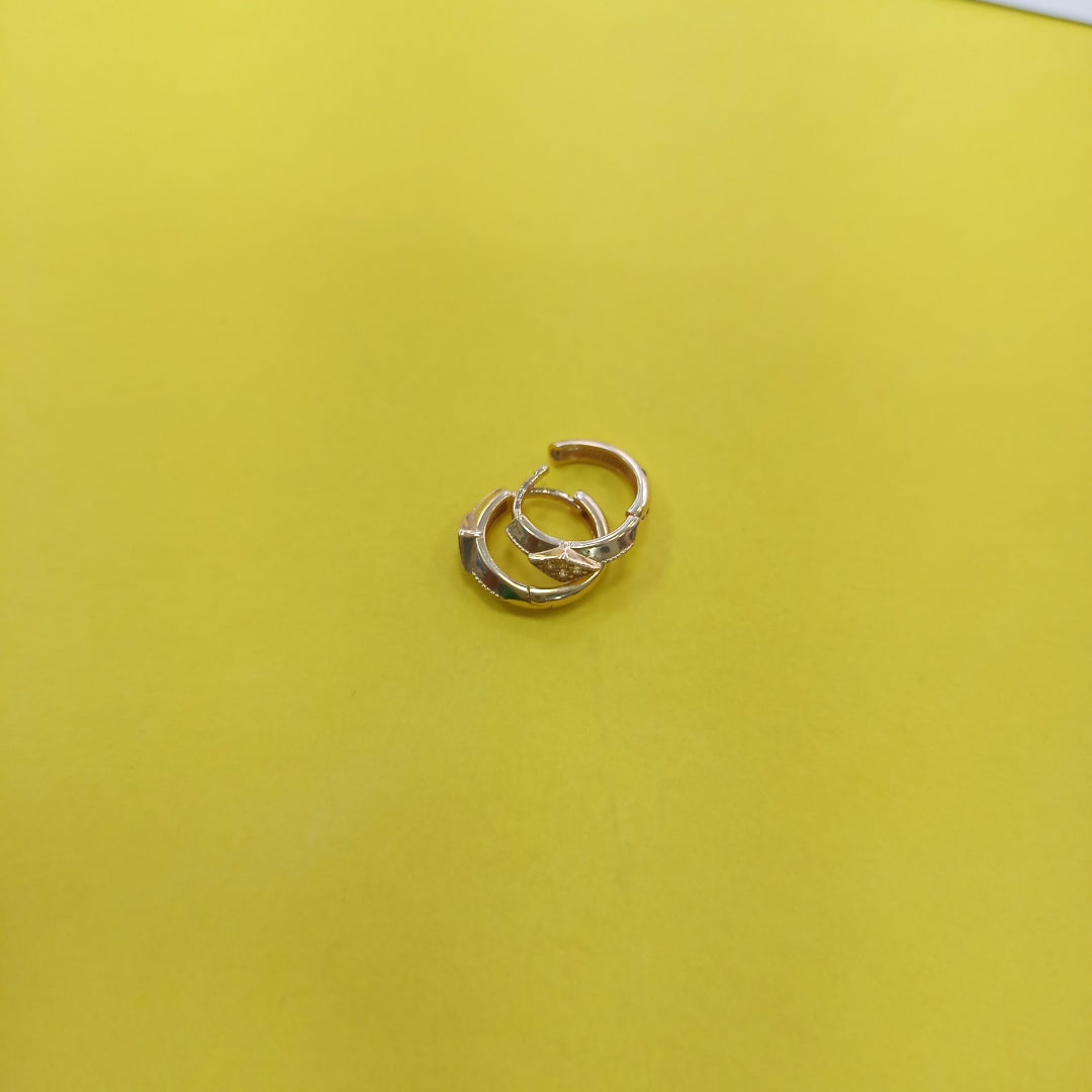 HUGGIES ORO 14K 2.5 (NUEVO)