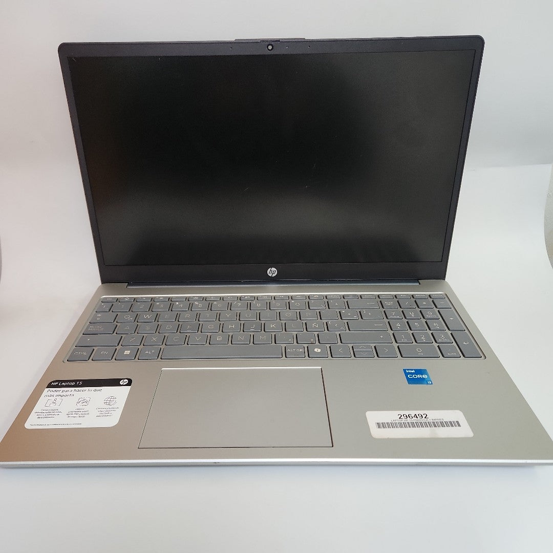 LAPTOP HP 15-FD0231LA (2025) 512 GB SSD 8 GB RAM (SEMINUEVO)