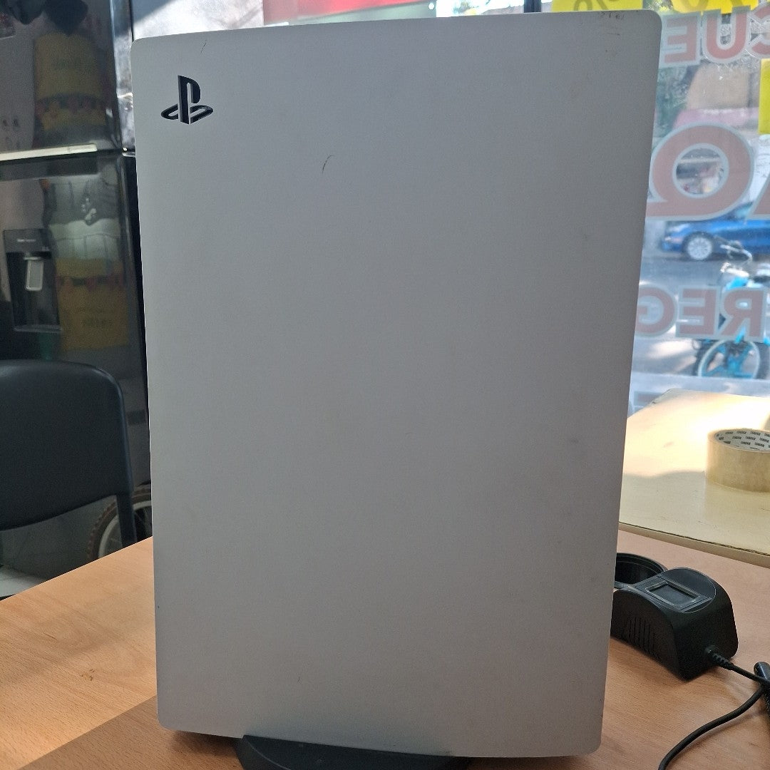 CONSOLA DE VIDEOJUEGO SONY PS5 DIGITAL 825 SSD (SEMINUEVO)