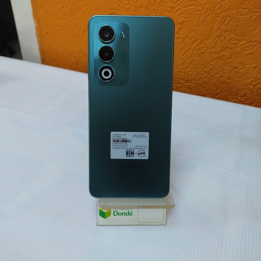 CELULAR OPPO  A5 CPH2727 (2025) 256 GB 4 GB RAM (SEMINUEVO)