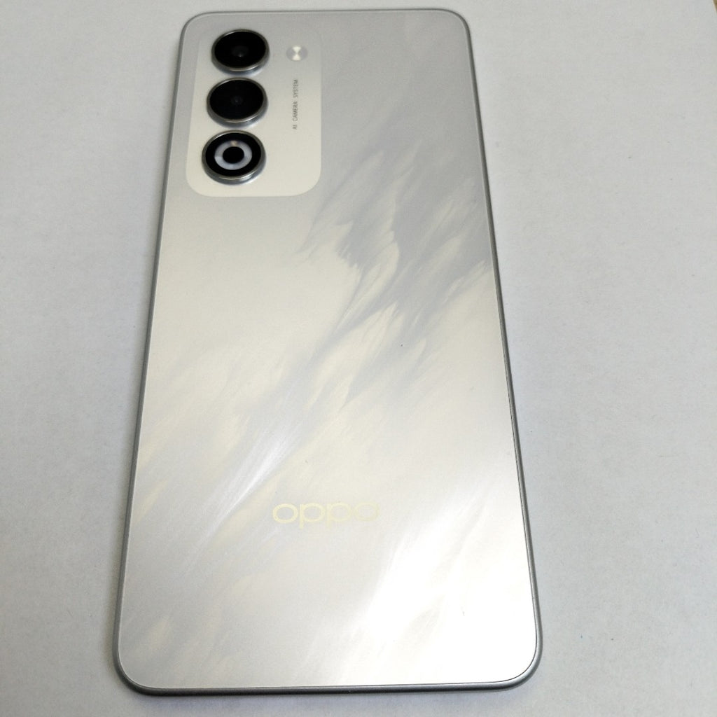 CELULAR OPPO  A5 CPH2727 (2025) 256 GB 4 GB RAM (SEMINUEVO)