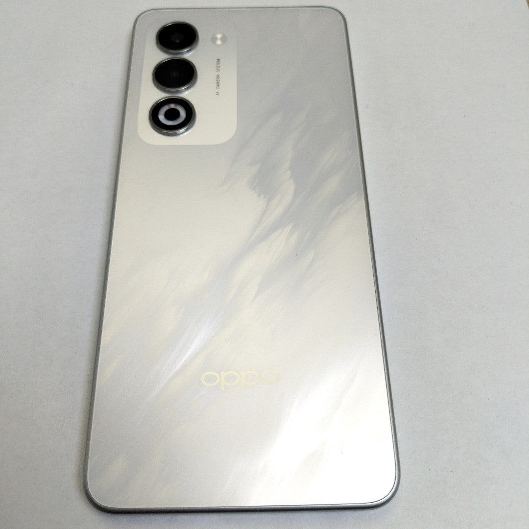 CELULAR OPPO  A5 CPH2727 (2025) 256 GB 4 GB RAM (SEMINUEVO)