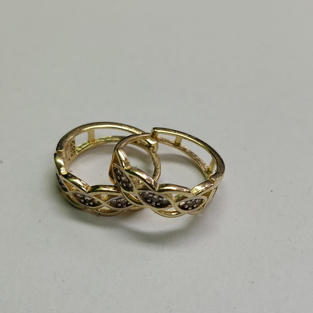 HUGGIES ORO 14K 2.1 (NUEVO)