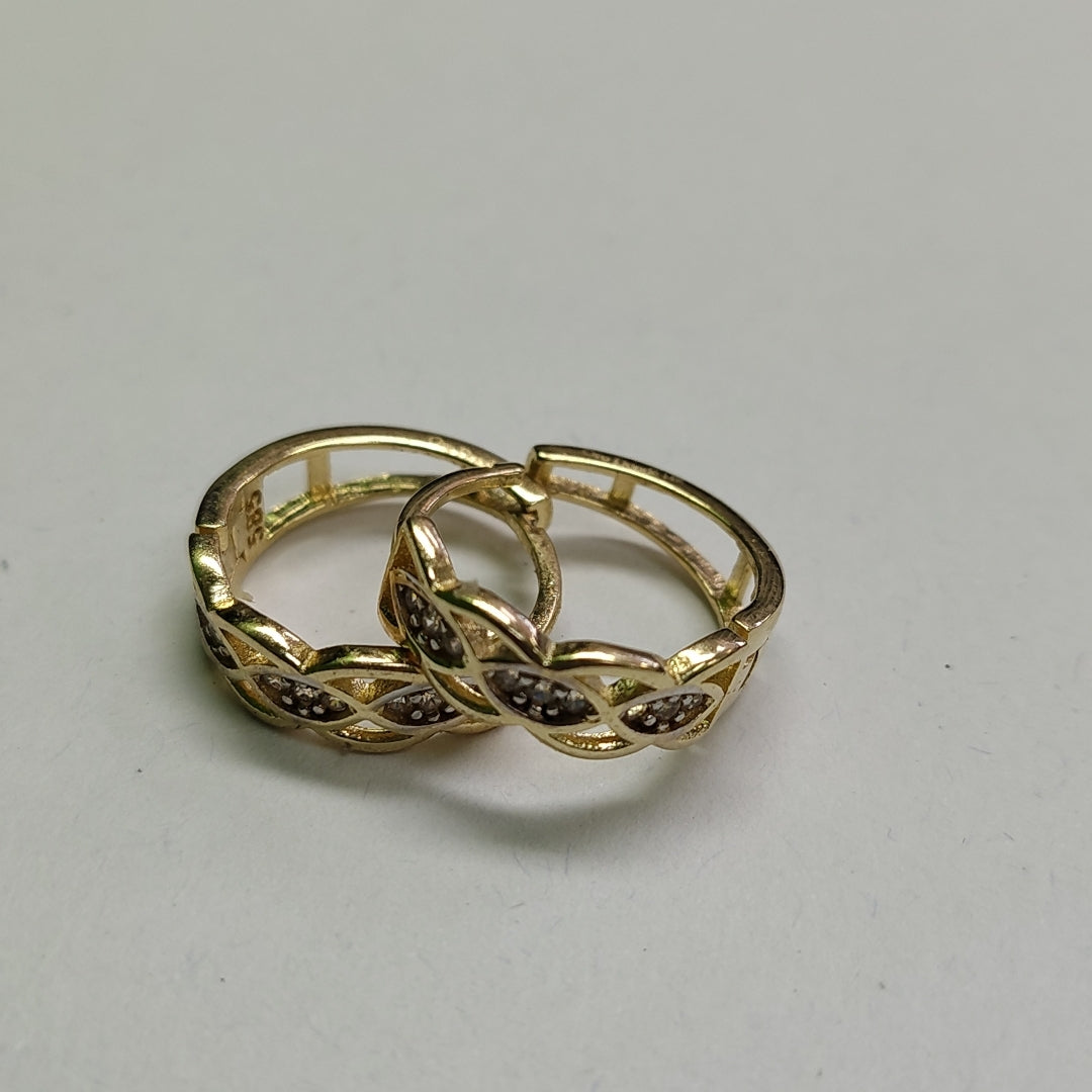 HUGGIES ORO 14K 2.1 (NUEVO)