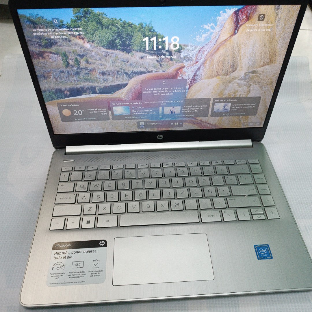 LAPTOP HP 14-DQ0527LA (2023) 256 GB SSD 8 GB RAM (SEMINUEVO)