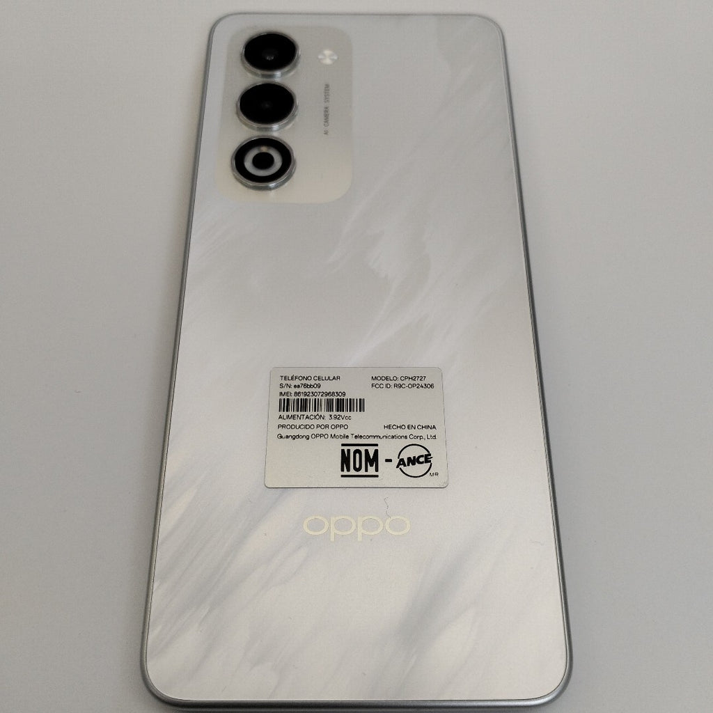 CELULAR OPPO  A5 CPH2727 (2025) 256 GB 4 GB RAM (SEMINUEVO)