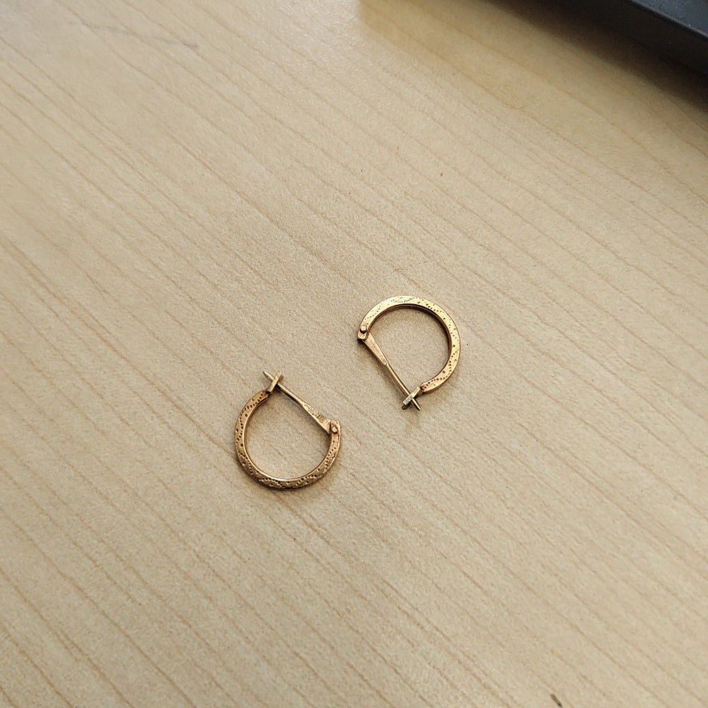 ARRACADAS PAR ORO 14 K 1 GRMS (SEMINUEVO)
