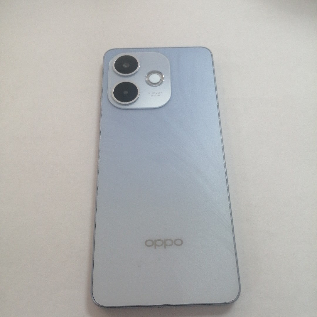 CELULAR OPPO  A5 PRO CPH2711 (2025) 256 GB 8 GB RAM (SEMINUEVO)