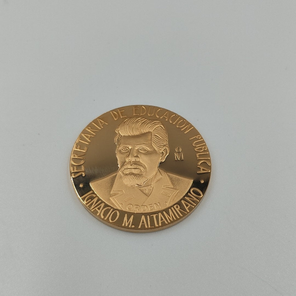 MEDALLA CONMEMORATIVA ORO 21 K 41,90 GRMS (SEMINUEVO)
