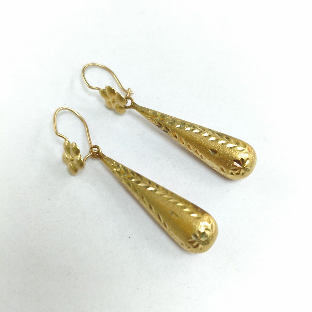ARETES PAR ORO COMBINADO 14 K 4.1 GRMS (SEMINUEVO)