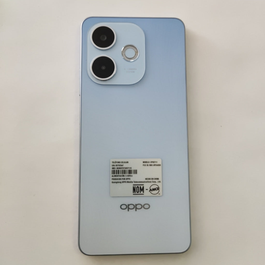 CELULAR OPPO  A5 PRO CPH2711 (2025) 256 GB 8 GB RAM (SEMINUEVO)