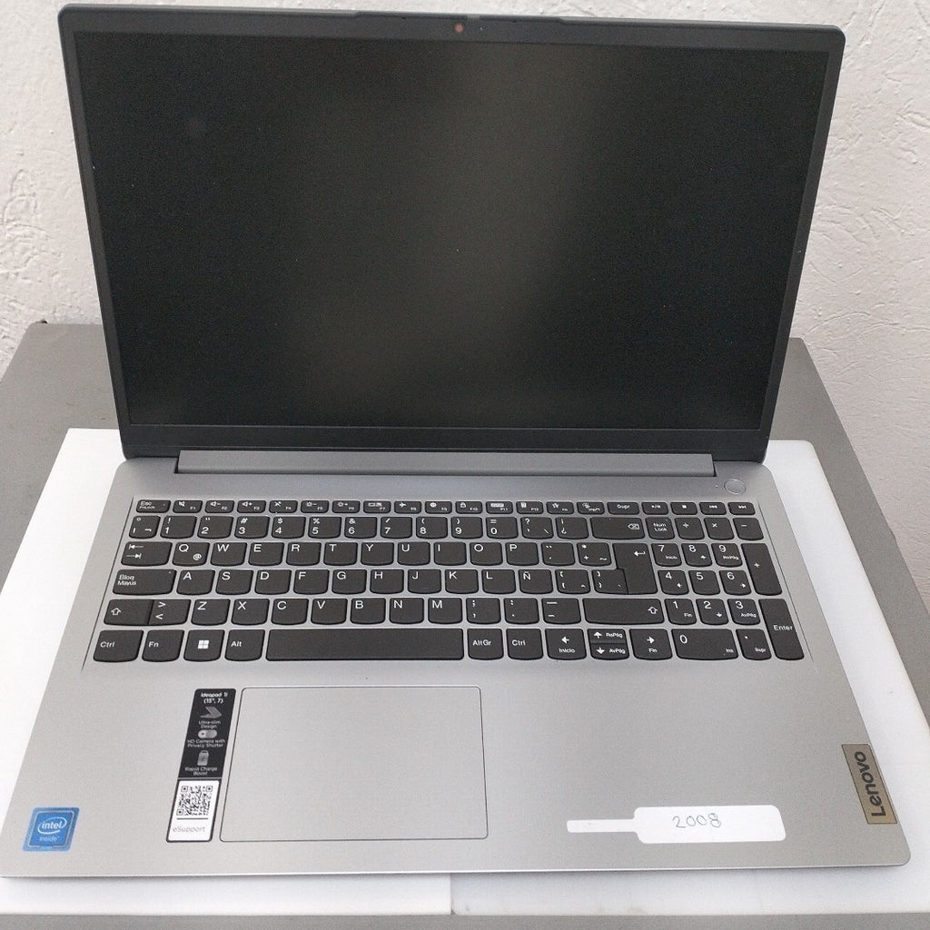 LAPTOP LENOVO IDEAPAD 1 15IGL7 (2023) 256 GB SSD 8 GB RAM (SEMINUEVO)