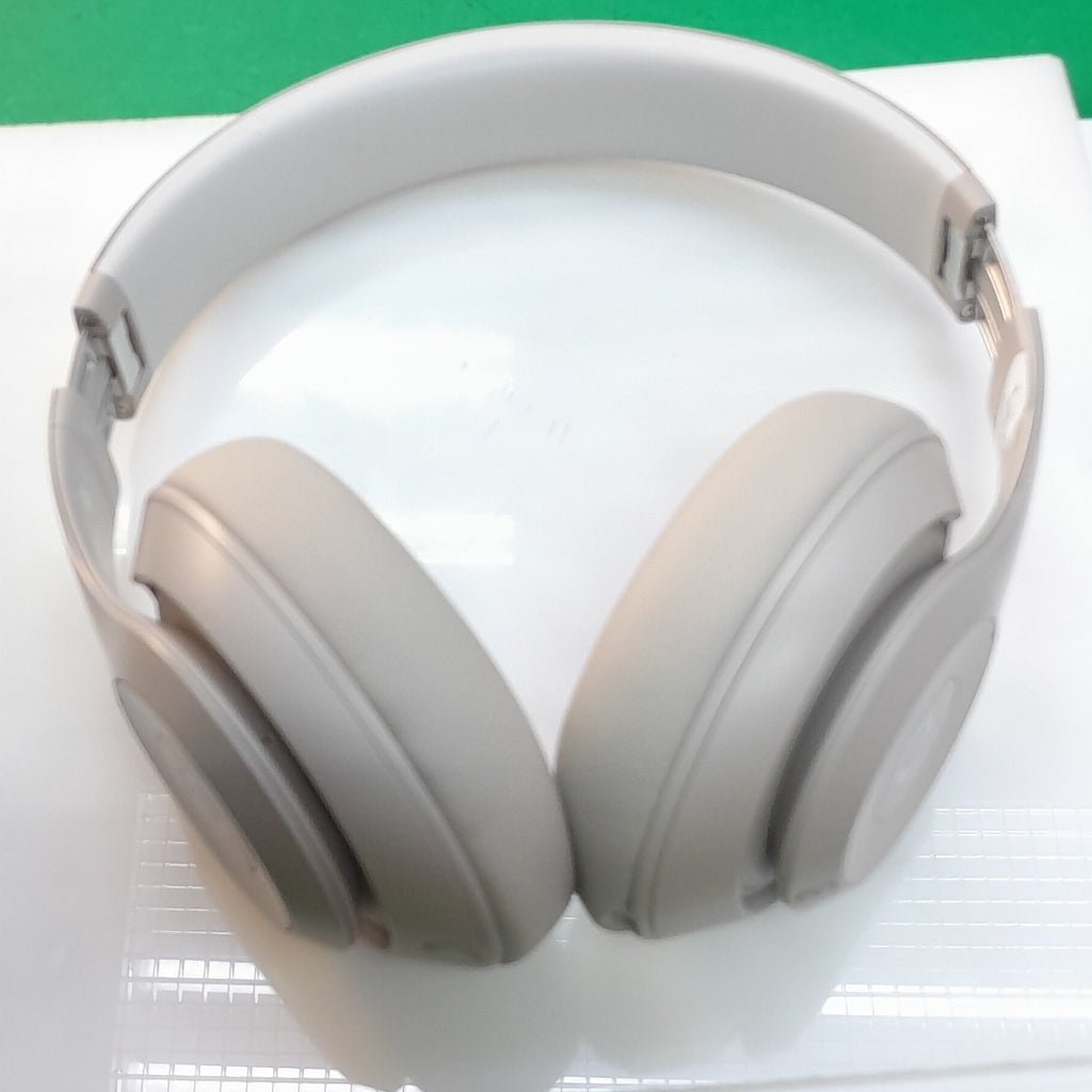 AUDIFONOS BEATS STUDIO PRO INALAMBRICO OVER EAR (SEMINUEVO)