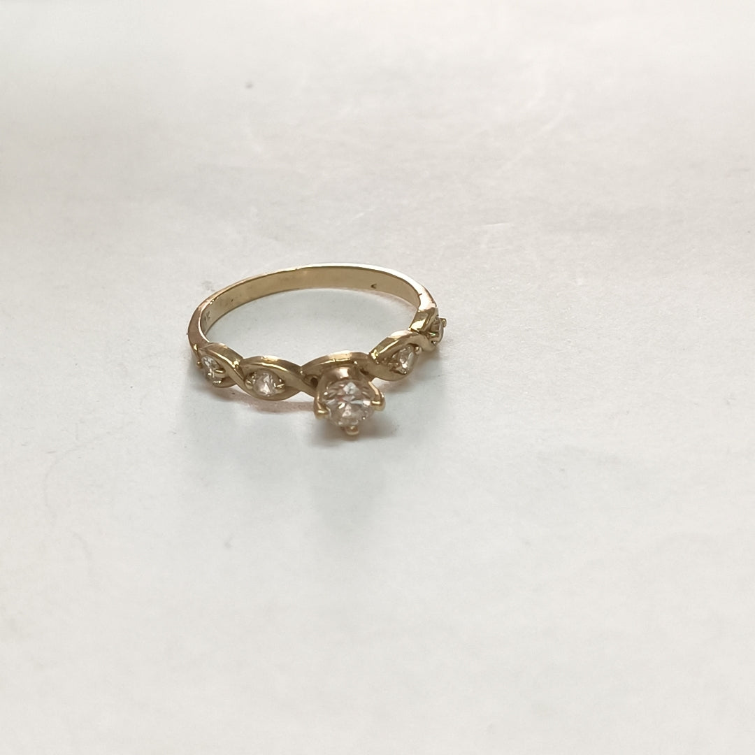 ANILLITO,SOLITARIO ORO 8 K 1,80 GRMS (SEMINUEVO)