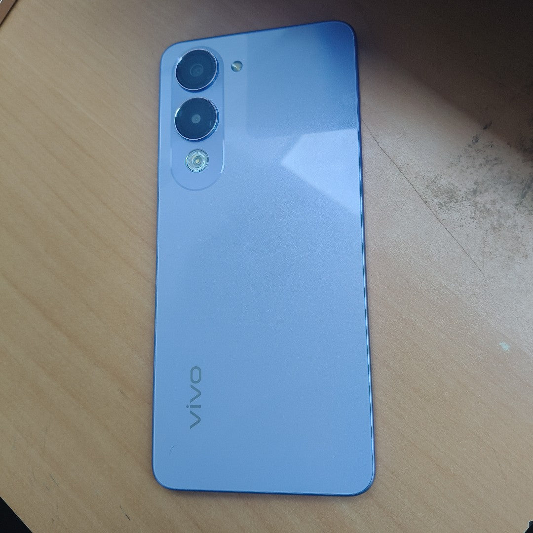 CELULAR VIVO Y04 V2430 (2025) 256 GB 4 GB RAM (SEMINUEVO)