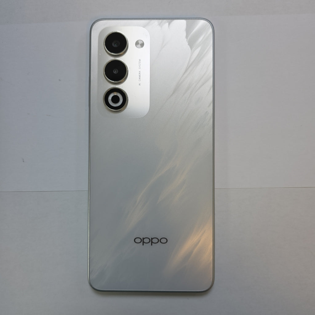 CELULAR OPPO  A5 CPH2727 (2025) 256 GB 4 GB RAM (SEMINUEVO)