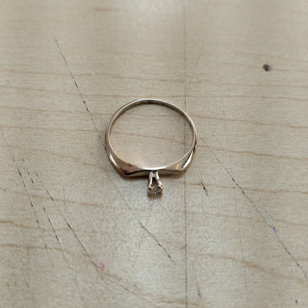 ANILLITO ORO BLANCO 14 K 0.9 GRMS (SEMINUEVO)