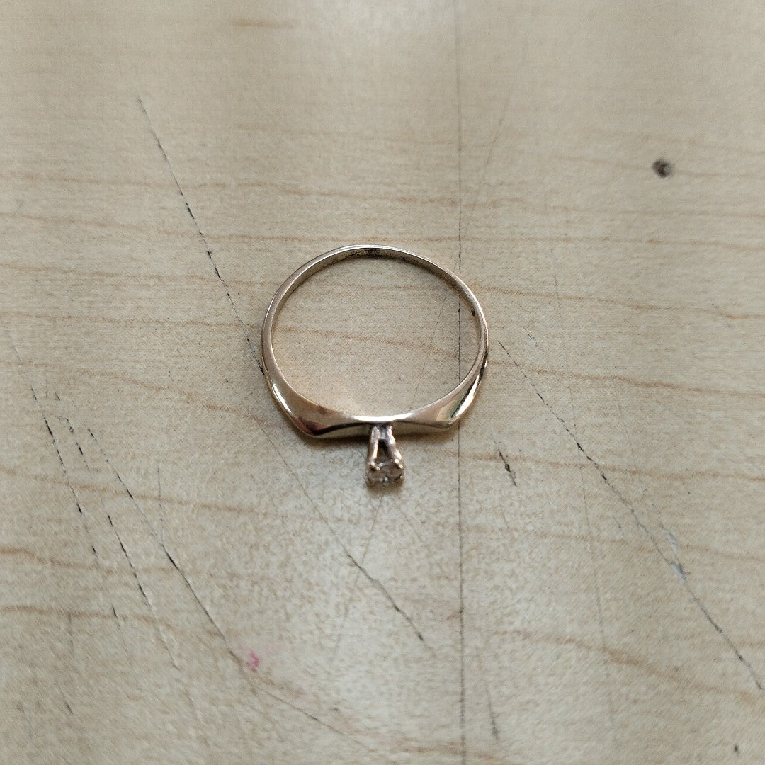 ANILLITO ORO BLANCO 14 K 0.9 GRMS (SEMINUEVO)