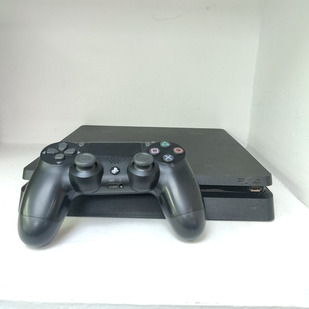 CONSOLA DE VIDEOJUEGO SONY PS4 SLIM 1 TB (SEMINUEVO)