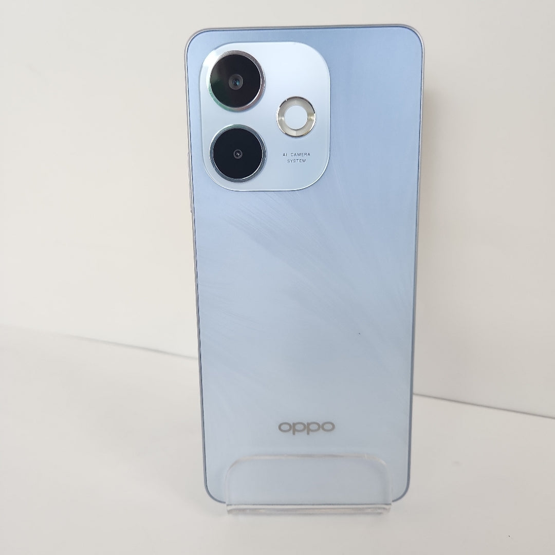 CELULAR OPPO  A5 PRO CPH2711 (2025) 256 GB 8 GB RAM (SEMINUEVO)
